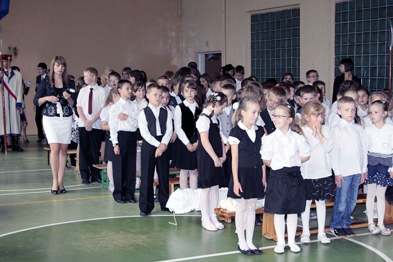 Nadanie imienia Szkoły Podstawowej w Cieklinie