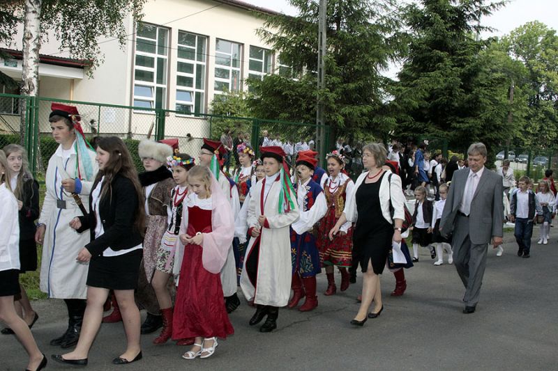 Nadanie imienia Szkoły Podstawowej w Cieklinie