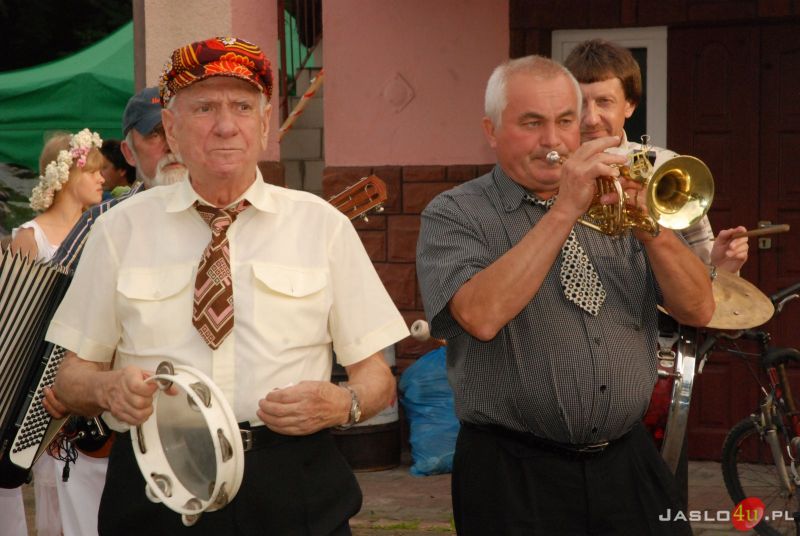 Wianki w Dobrucowej