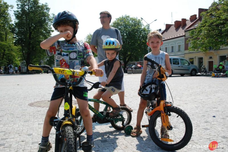 Mini "Wyścig Solidarności" dla dzieci na jasielskim rynku