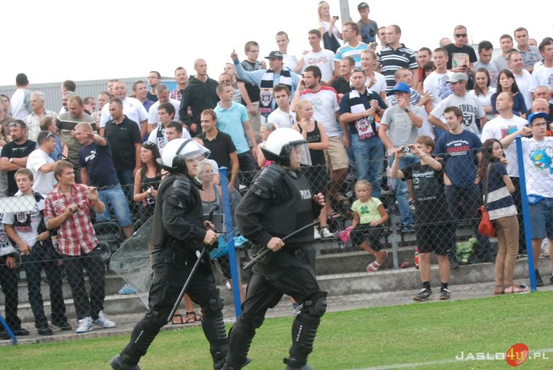 Czarni Jasło - Karpaty Krosno 1:2