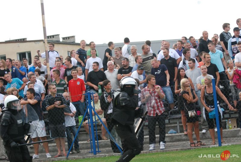 Czarni Jasło - Karpaty Krosno 1:2