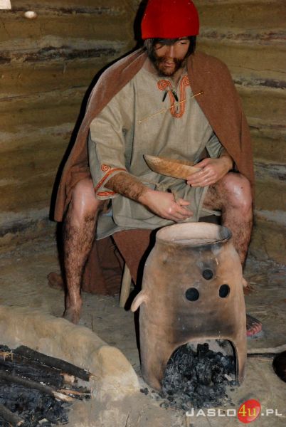 II Karpacki Festiwal Archeologiczny Dwa Oblicza w Trzcinicy