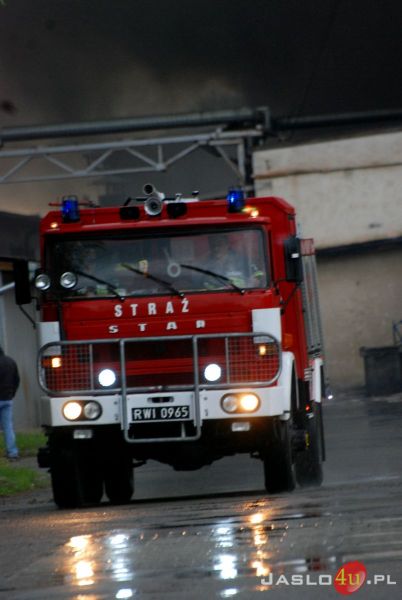 Pożar hali galwanizernii na terenie Grupy Nowy Styl
