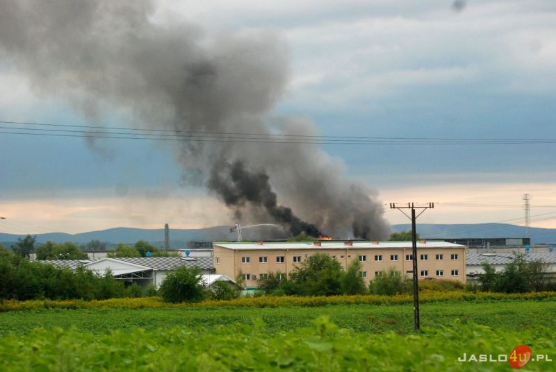 Pożar hali galwanizernii na terenie Grupy Nowy Styl