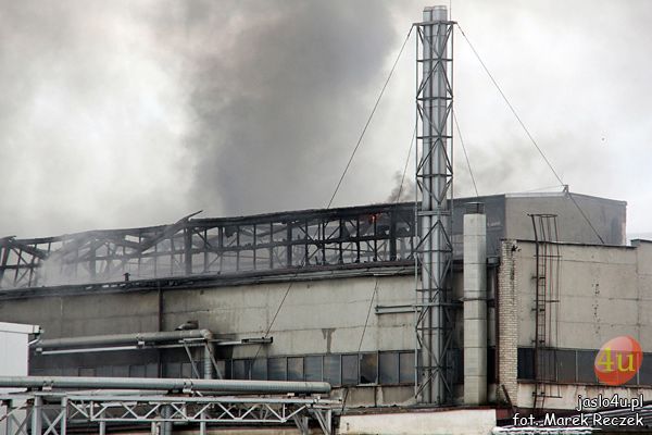 Pożar hali w Nowym Stylu Fot. 2