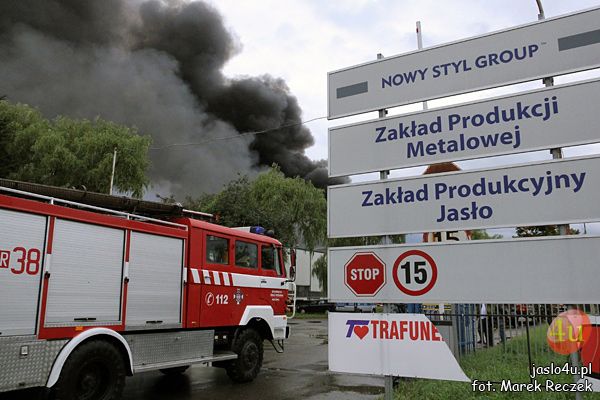Pożar hali w Nowym Stylu Fot. 2