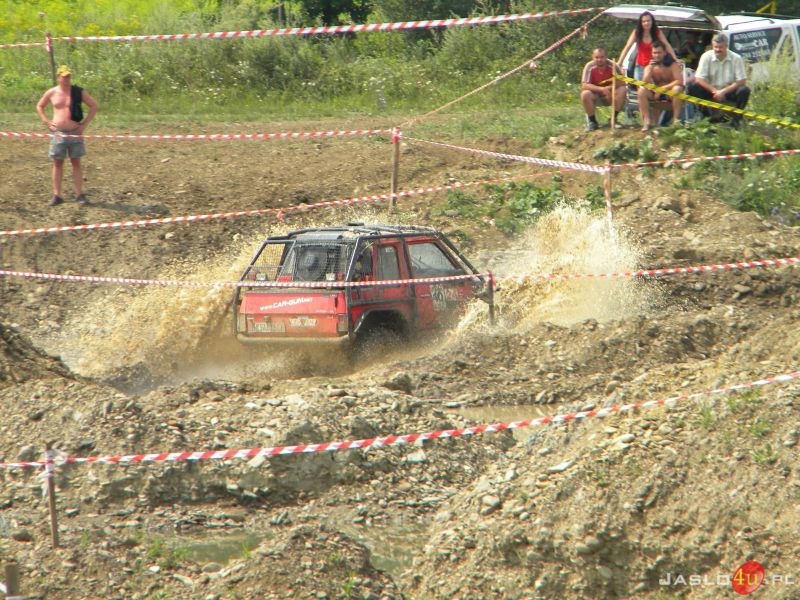 XI Zlot Samochodów Terenowych 4x4 w Załężu