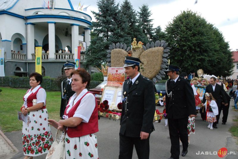 Dożynki Gminy Tarnowiec w Łajscach