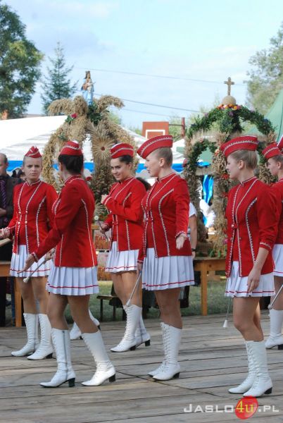 Dożynki Gminy Tarnowiec w Łajscach