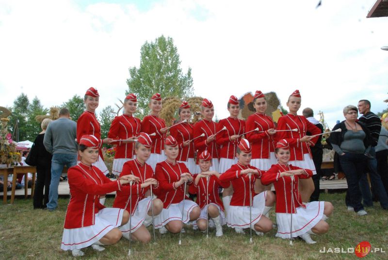 Dożynki Gminy Tarnowiec w Łajscach