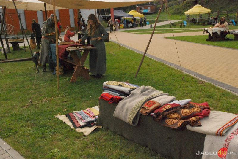 Jarmark wczesnośredniowieczny w skansenie "Karpacka Troja"