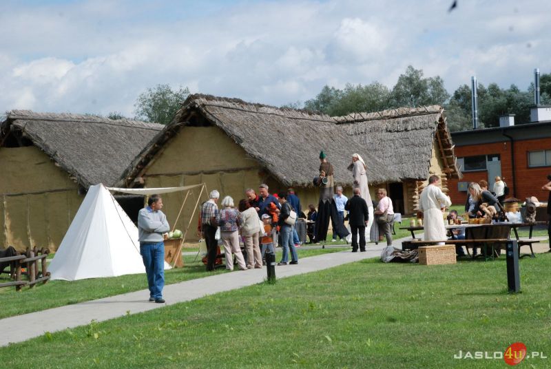 Jarmark wczesnośredniowieczny w skansenie "Karpacka Troja"