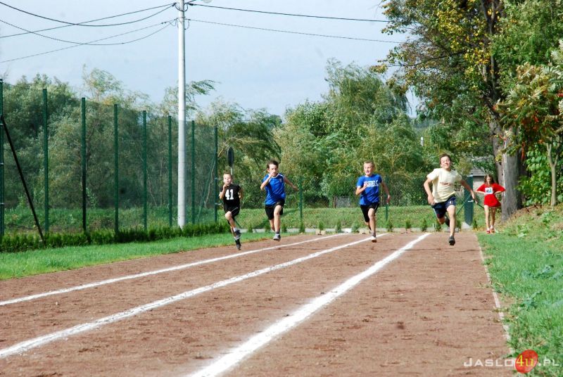 Zawody sportowe w Bączalu Dolnym
