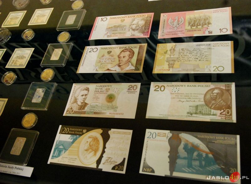 39-lecie Jasielskich numizmatyków. Wystawa w Banku Pekao S.A. w Jaśle