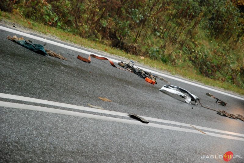 Wypadek na drodze  wojewódzkiej relacji Jasło-Rzeszów