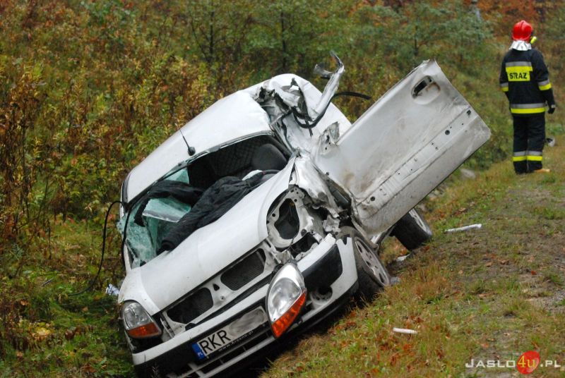 Wypadek na drodze  wojewódzkiej relacji Jasło-Rzeszów