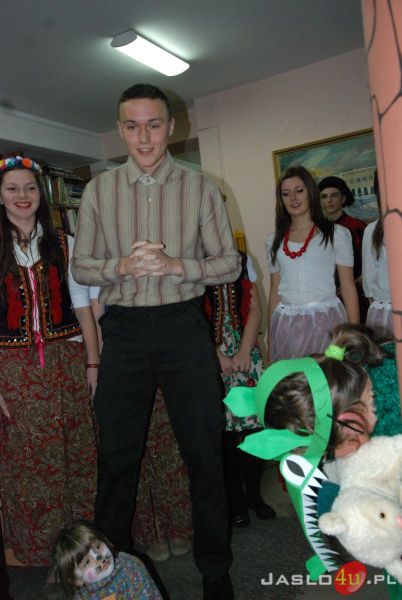 Charytatywne przedstawienie w Bibliotece Pedagogicznej