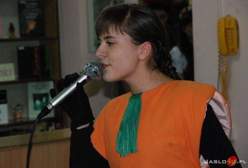 Charytatywne przedstawienie w Bibliotece Pedagogicznej