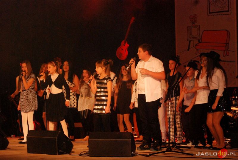 Koncert zespołu "Dziewczyny" oraz uczestników warsztatów wokalnych