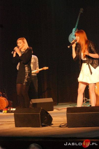 Koncert zespołu "Dziewczyny" oraz uczestników warsztatów wokalnych