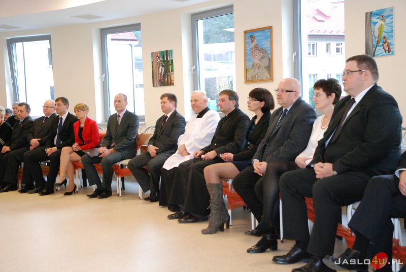 Poświęcenie nowych pawilonów Domu Pomocy Społecznej w Foluszu