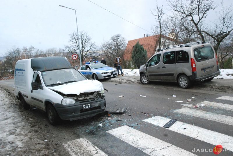 Zderzenie samochodów na Grunwaldzkiej
