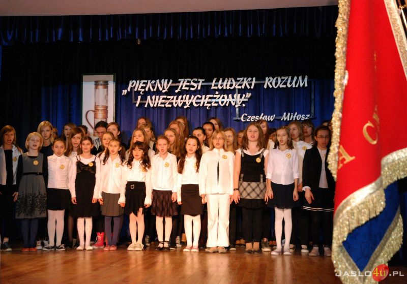 Nadanie  imienia I. Łukasiewicza Integracyjnej SP nr 12 w Jaśle