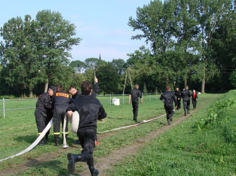 Zgrupowanie survivalowe klas mundurowych o profilu policyjno-strażackim LO w Kołaczycach