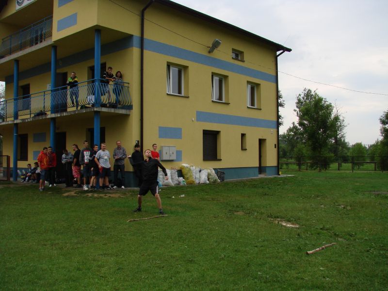 Zgrupowanie survivalowe klas mundurowych o profilu policyjno-strażackim LO w Kołaczycach