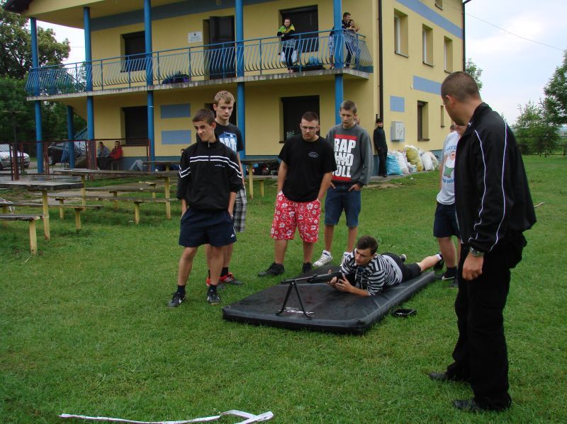 Zgrupowanie survivalowe klas mundurowych o profilu policyjno-strażackim LO w Kołaczycach