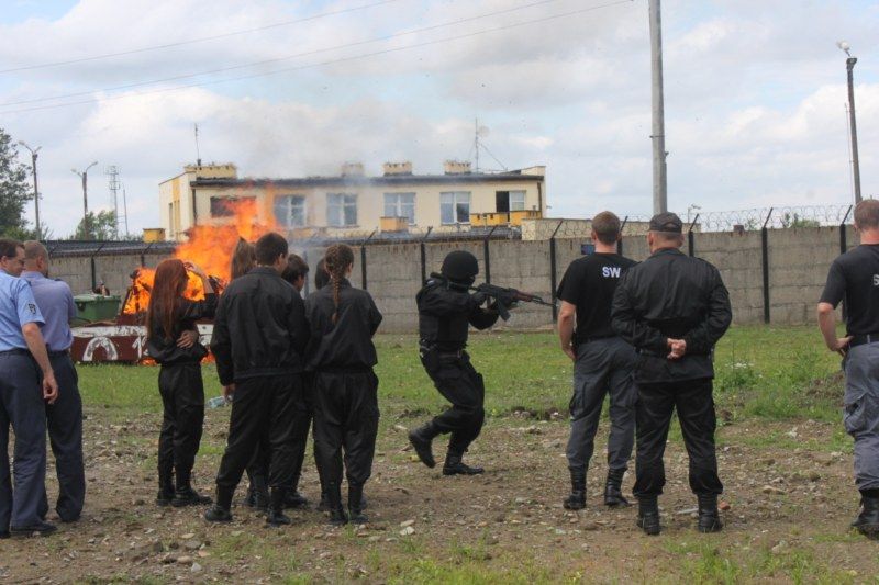 Zgrupowanie survivalowe klas mundurowych o profilu policyjno-strażackim LO w Kołaczycach