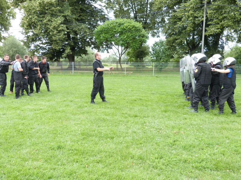 Zgrupowanie survivalowe klas mundurowych o profilu policyjno-strażackim LO w Kołaczycach