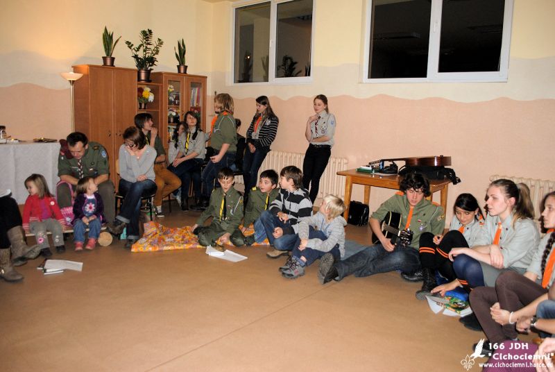 Harcerskie Śpiewogranie w SP nr 4