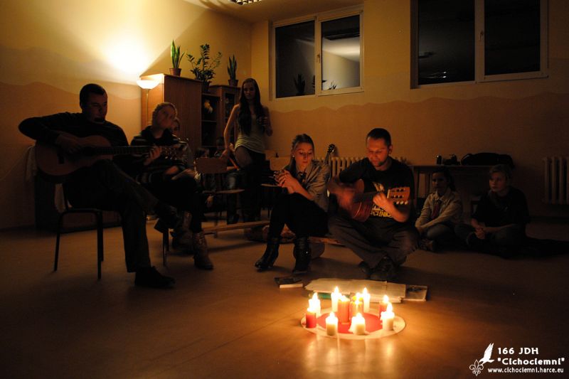 Harcerskie Śpiewogranie w SP nr 4