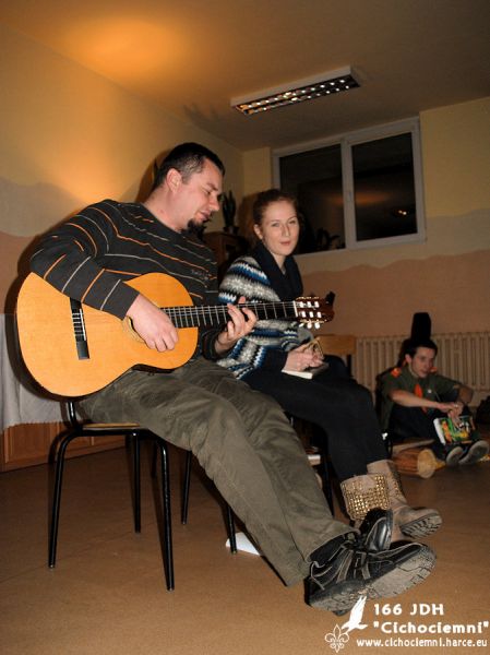Harcerskie Śpiewogranie w SP nr 4