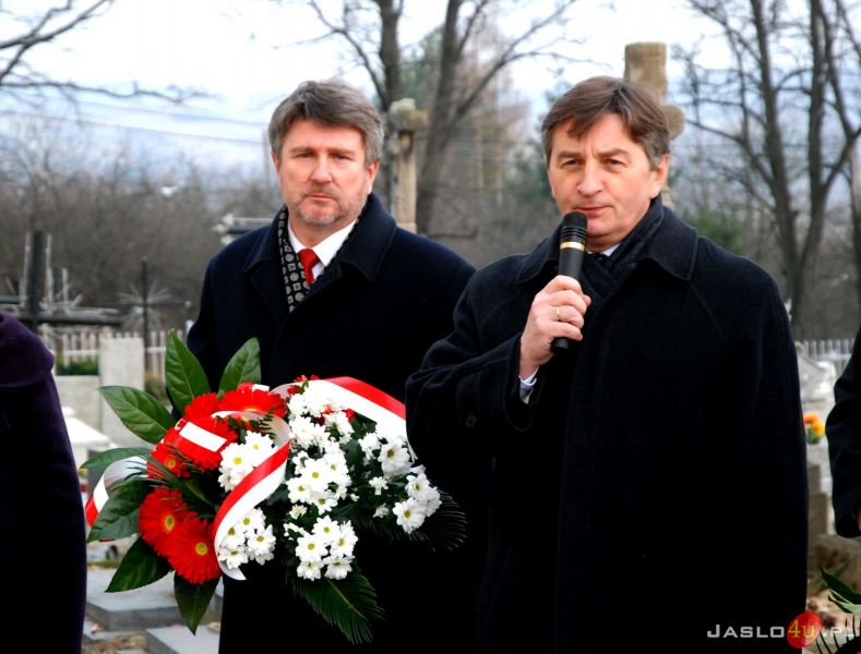 Tablica pamiątkowa w hołdzie bohaterom powstania styczniowego