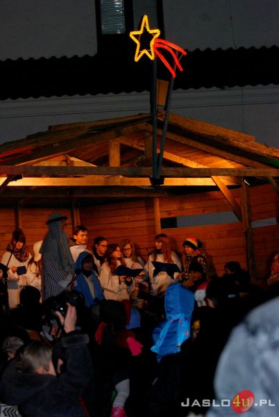 Żywa szopka przy Kościele oo. Franciszkanów