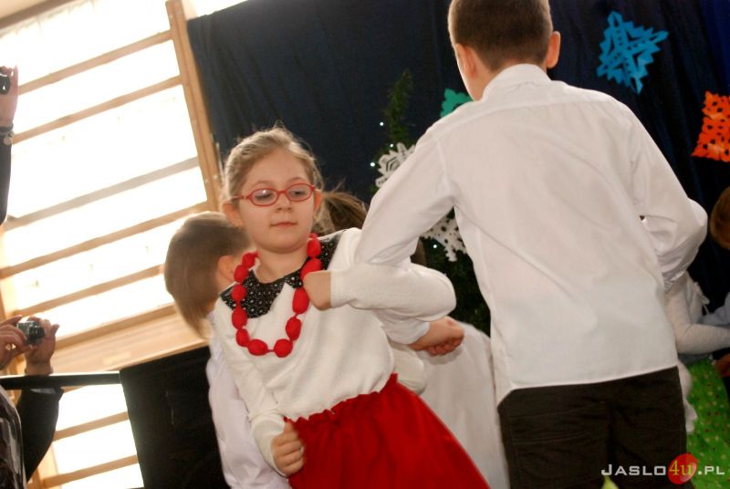 Dzień Babci i Dziadka. Występy przedszkolaków z Przedszkola nr 12 w Jaśle