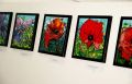 Opowiada o kwiatach malarskim językiem - wernisaż Magdaleny Florczyk