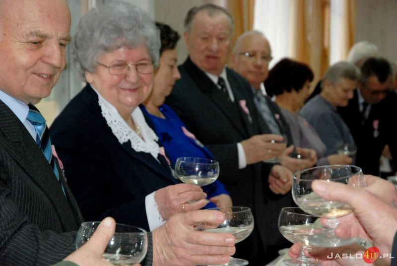 Wręczono jubilatom medale za 50 lat pożycia małżeńskiego