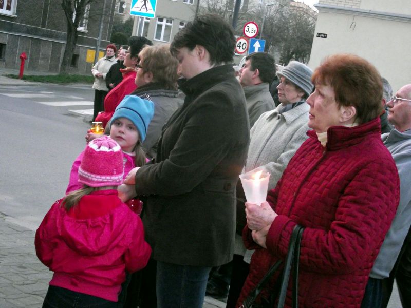 Droga krzyżowa ulicami parafii św. Antoniego