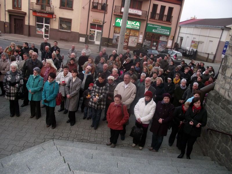 Droga krzyżowa ulicami parafii św. Antoniego