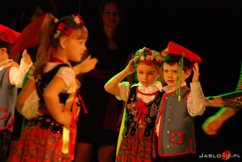 Koncert i wystawa prac plastycznych w JDK z okazji kanonizacji Jana Pawła II