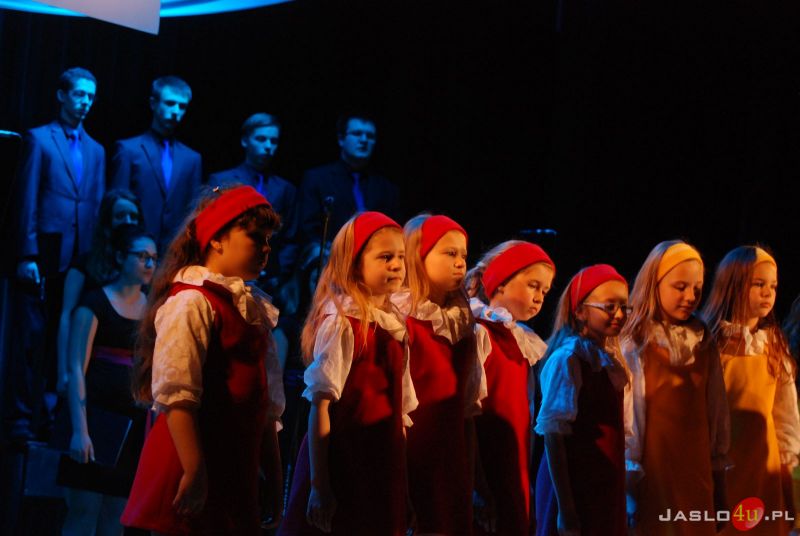 Koncert i wystawa prac plastycznych w JDK z okazji kanonizacji Jana Pawła II