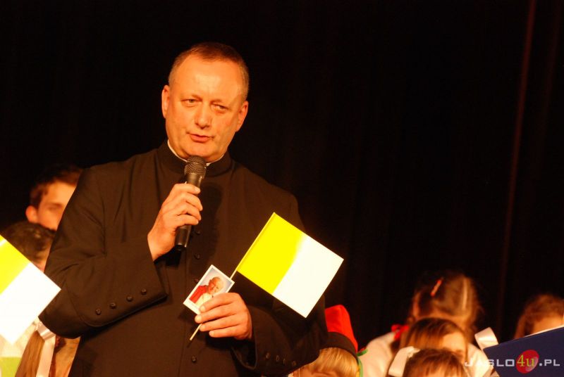 Koncert i wystawa prac plastycznych w JDK z okazji kanonizacji Jana Pawła II