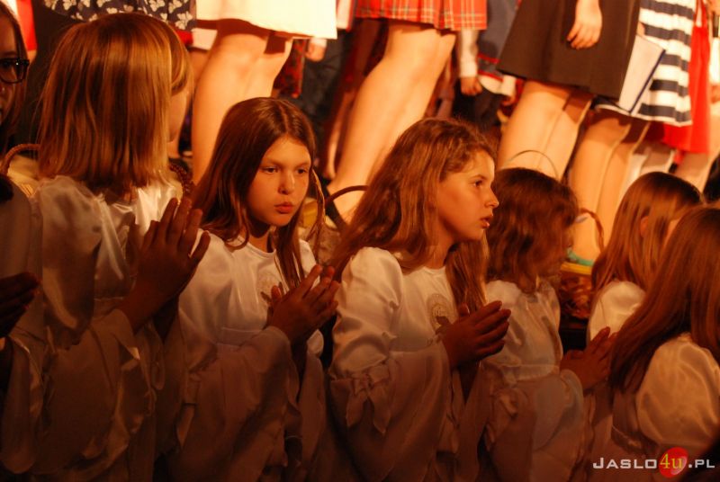 Koncert i wystawa prac plastycznych w JDK z okazji kanonizacji Jana Pawła II