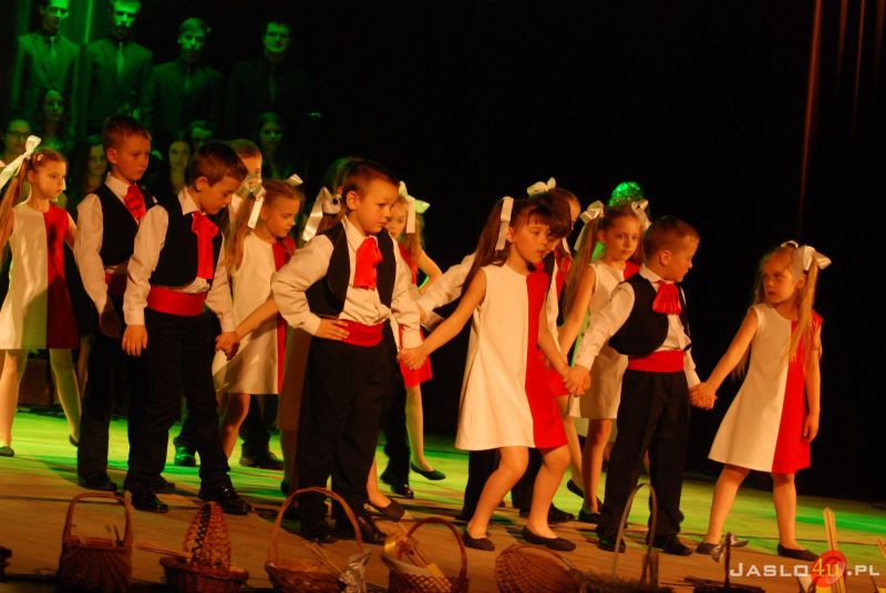 Koncert i wystawa prac plastycznych w JDK z okazji kanonizacji Jana Pawła II