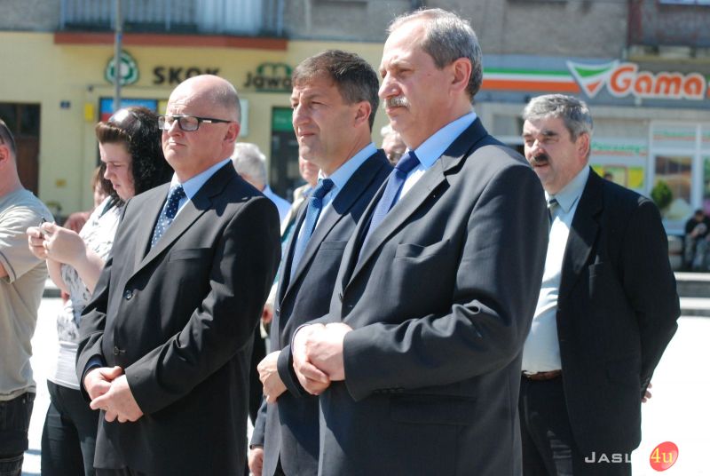 Wernisaż wystawy plenerowej "Święty Jan Paweł II i Rodzina"