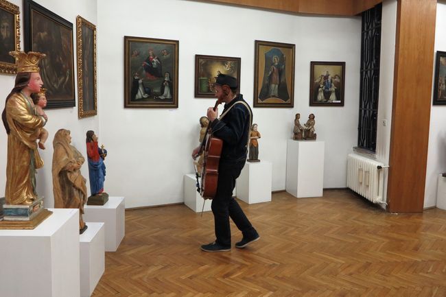 Wizyta dziadobusu w jasielskim muzeum